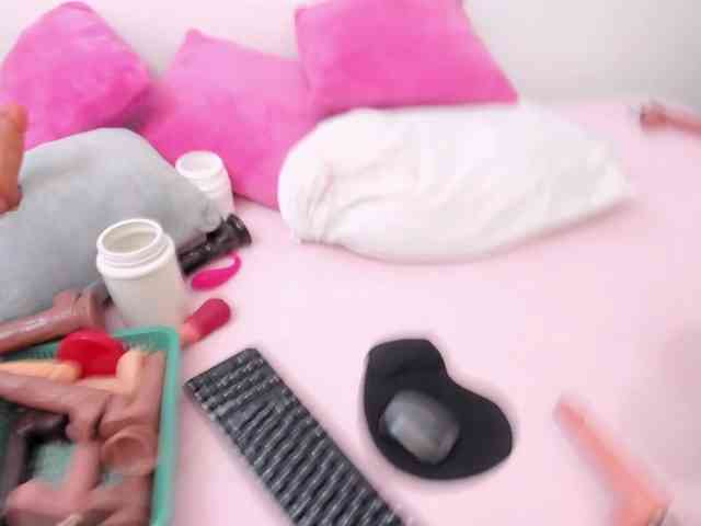 charlotte-111 webcam