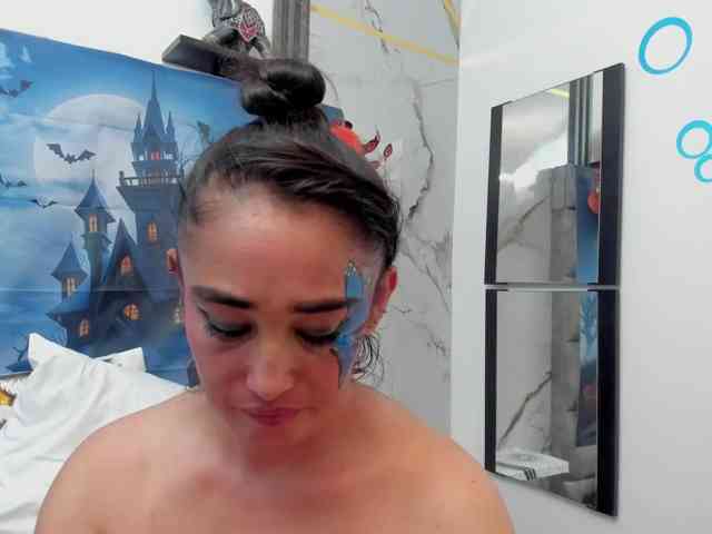 charlotte-111 webcam