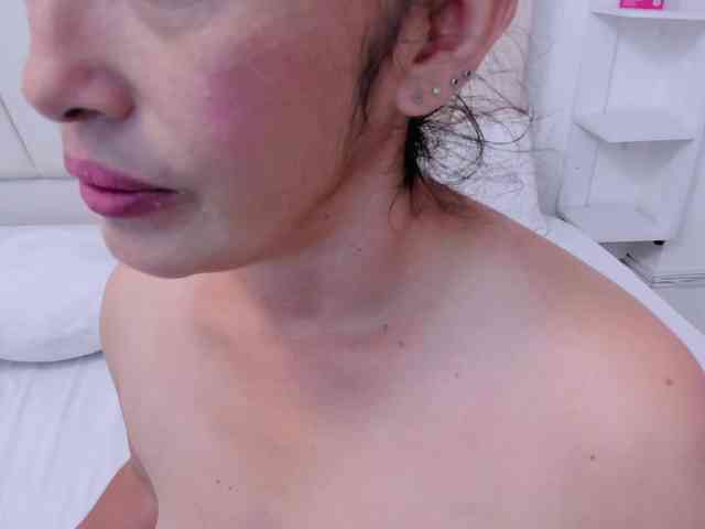 charlotte-111 webcam