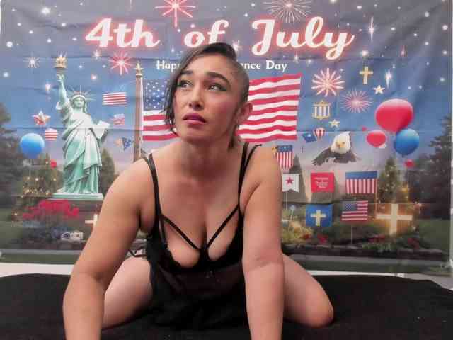 Model: Charlotte-111