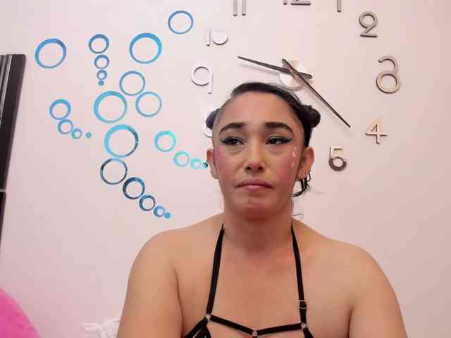 Model: Charlotte-111