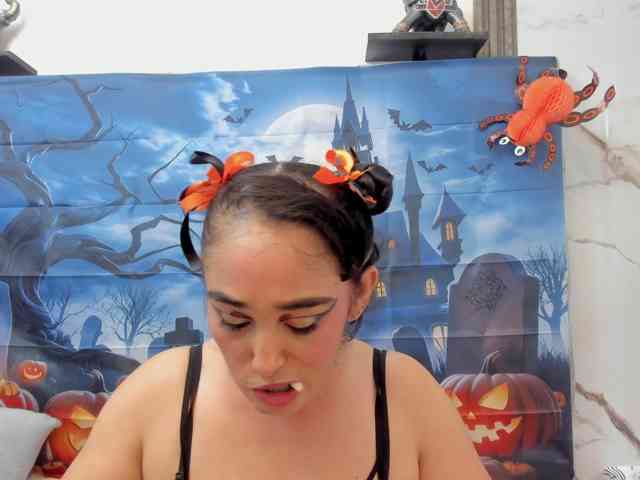 Model: Charlotte-111