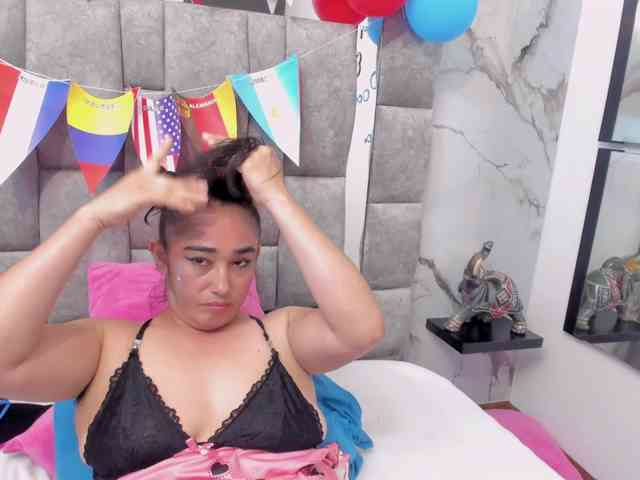 Model: Charlotte-111
