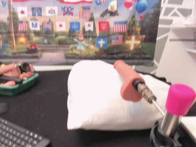 charlotte-111 webcam