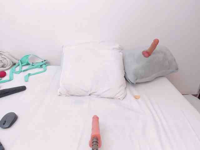 charlotte-111 webcam