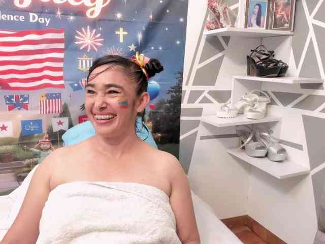 charlotte-111 webcam