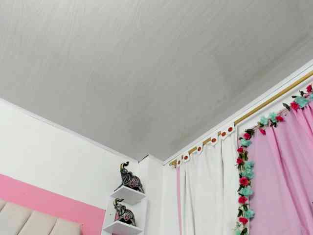 charlotte-111 webcam