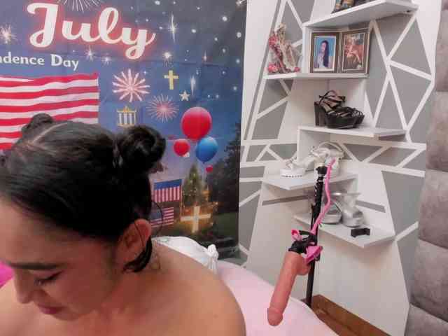charlotte-111 webcam
