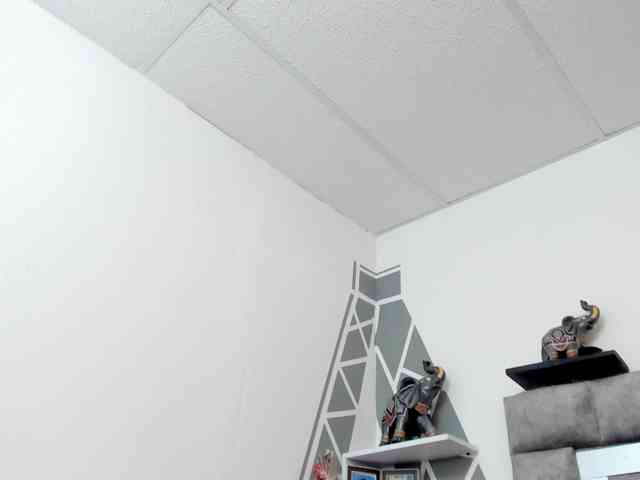 charlotte-111 webcam