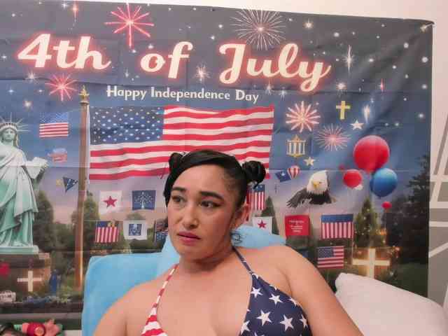 Model: Charlotte-111