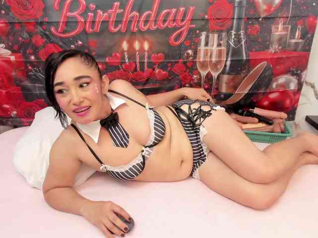 Model: Charlotte-111