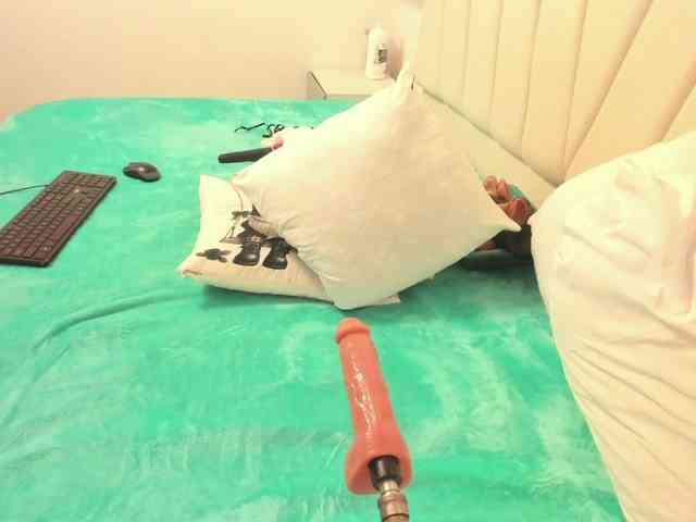 charlotte-111 webcam