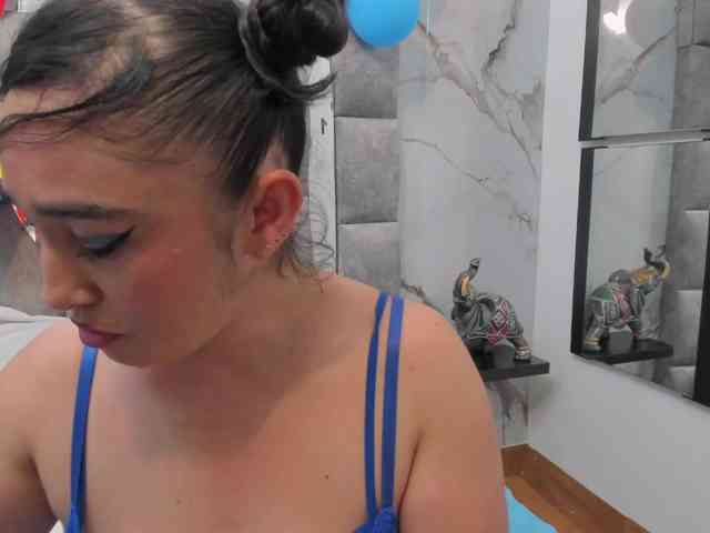 charlotte-111 webcam