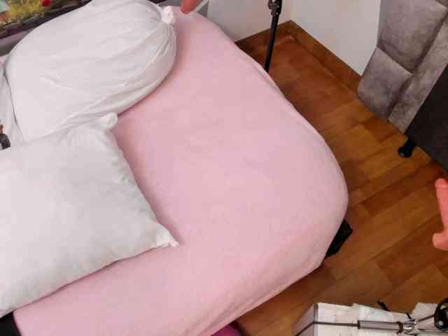 charlotte-111 webcam