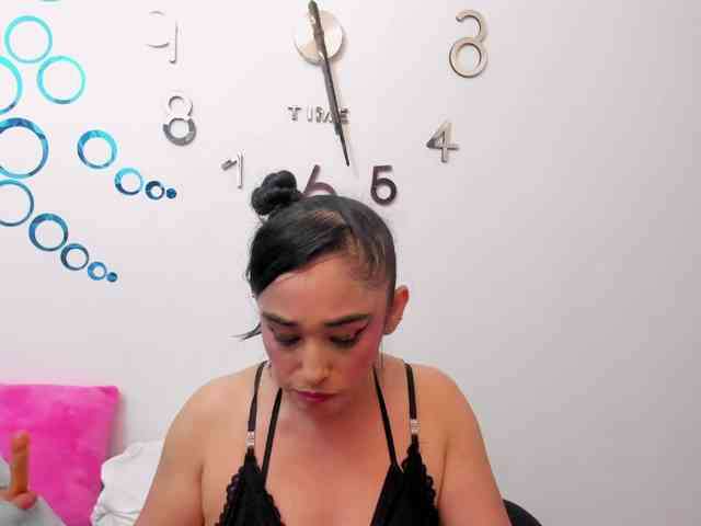 Model: Charlotte-111