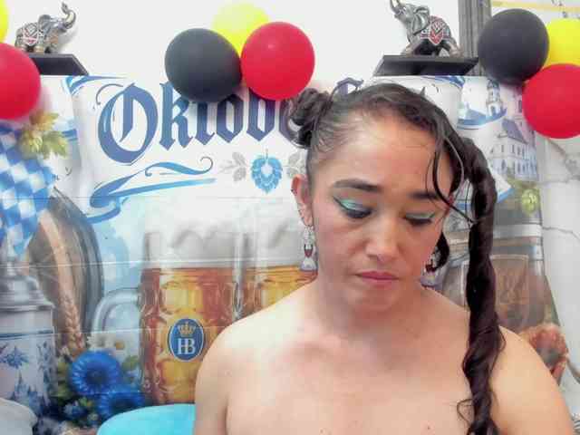 charlotte-111 webcam