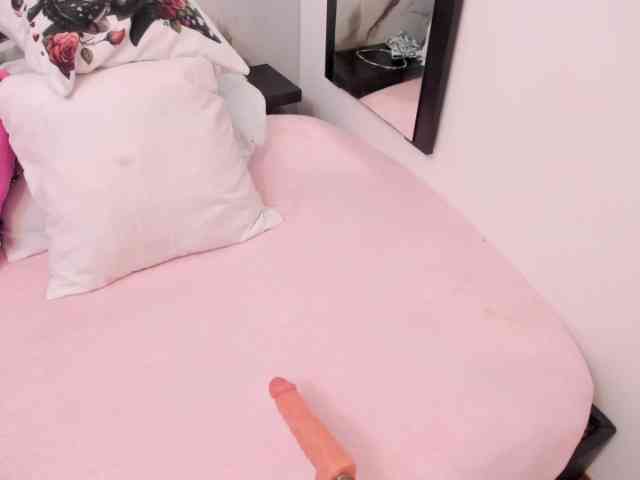 charlotte-111 webcam