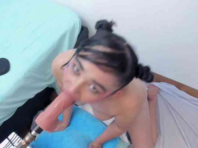 charlotte-111 webcam