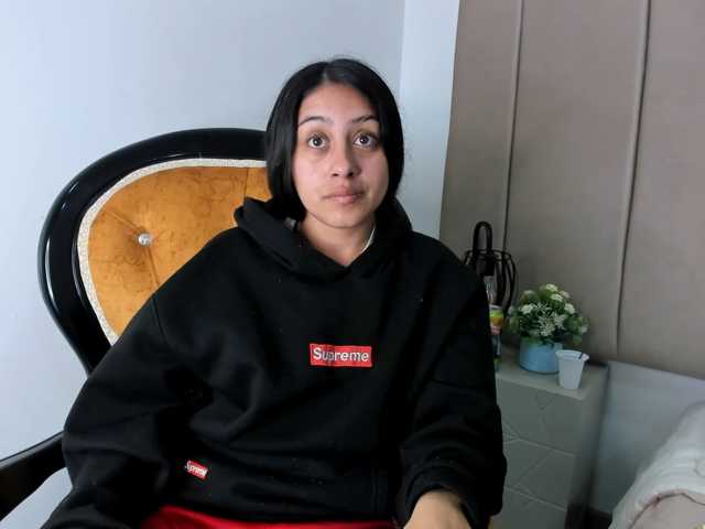 Samantha-Clea live cam on BongaCams