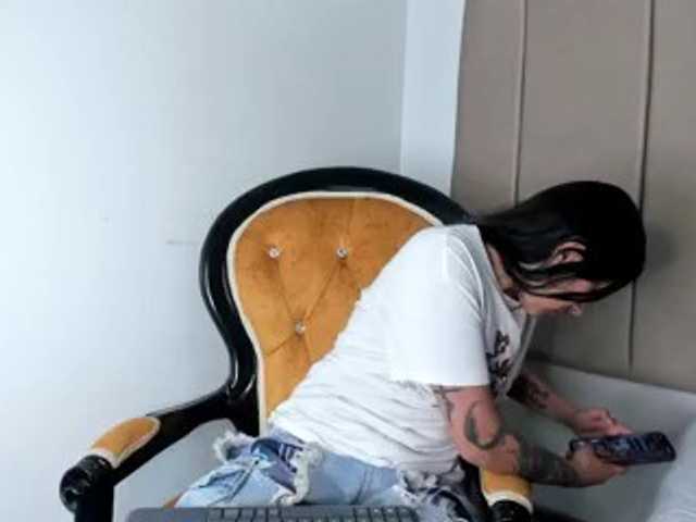Samantha-Clea live cam on BongaCams