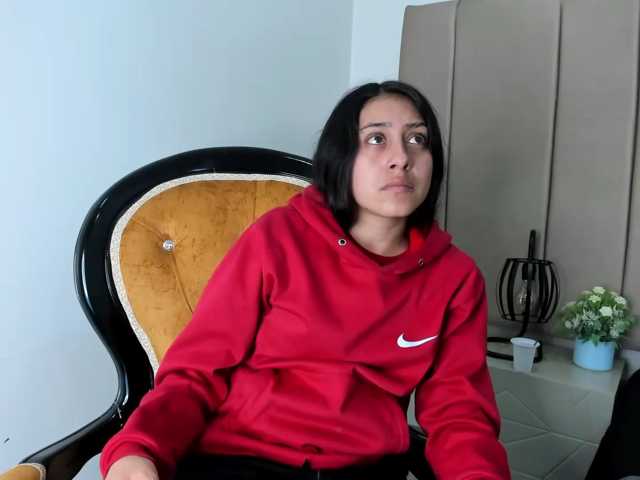 Samantha-Clea live cam on BongaCams