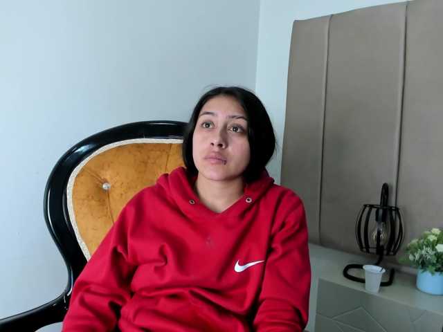 Samantha-Clea live cam on BongaCams