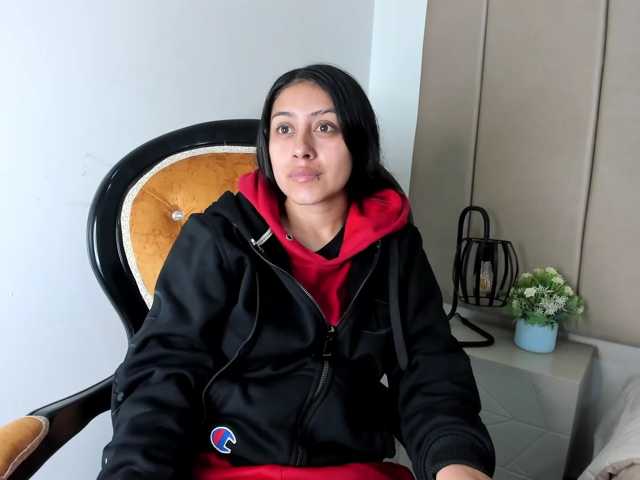 Samantha-Clea, live now on BongaCams