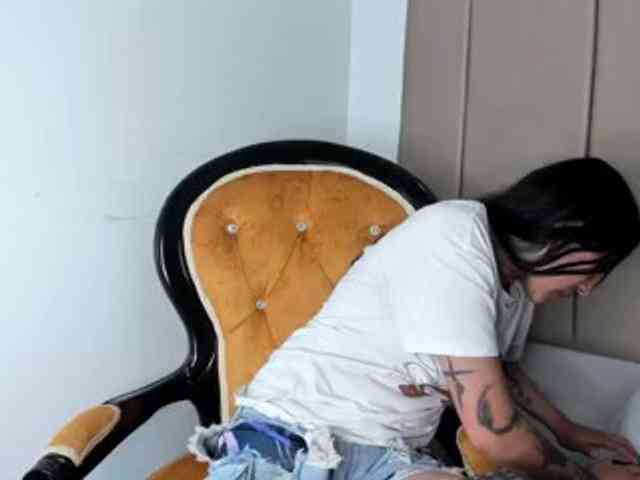 Samantha-Clea webcam