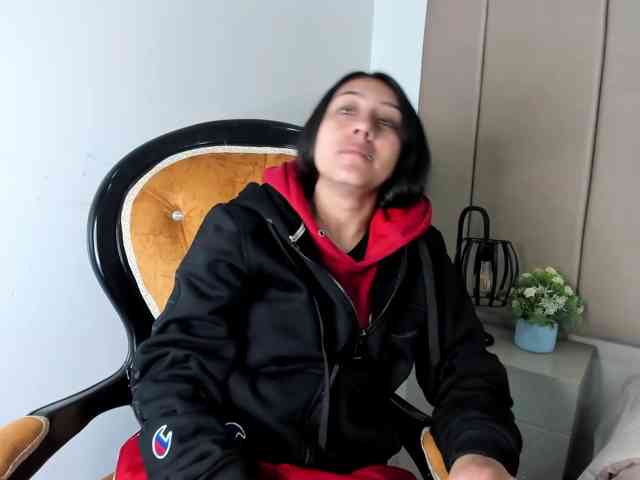 Samantha-Clea webcam
