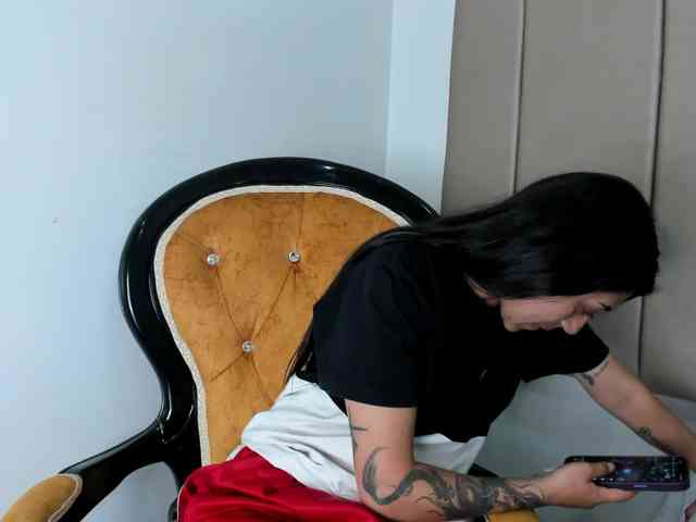 Samantha-Clea webcam