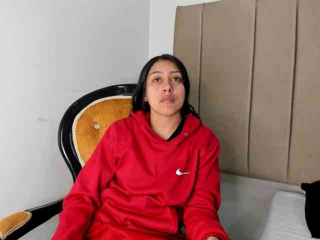 samantha-clea's live room