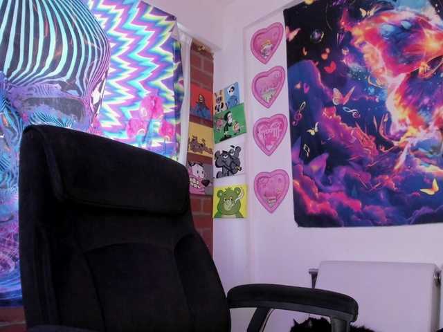 brattybunny live cam on BongaCams