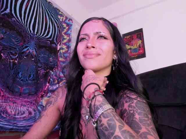 brattybunny Live Webcam on BongaCams