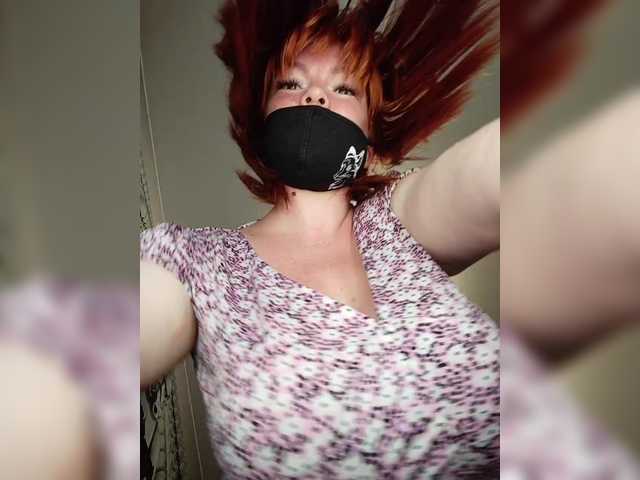 Vetka-konfetka0 live cam on BongaCams