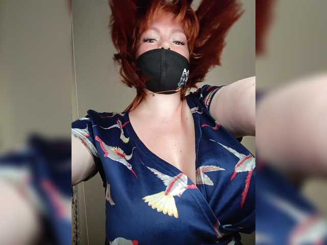 Vetka-konfetka0 live cam on BongaCams