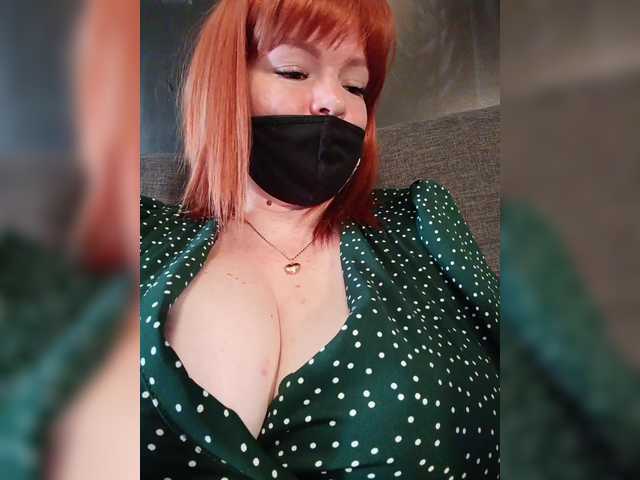 Vetka-konfetka0 live cam on BongaCams