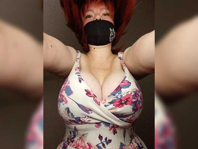 Vetka-konfetka0 live cam on BongaCams