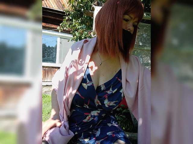 Vetka-konfetka0 live cam on BongaCams