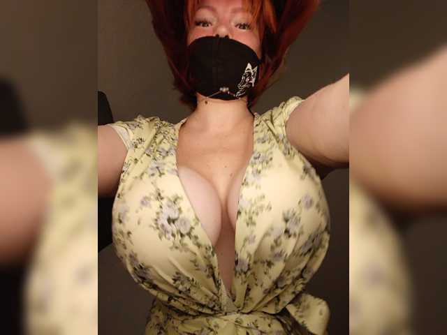 Vetka-konfetka0 live cam on BongaCams