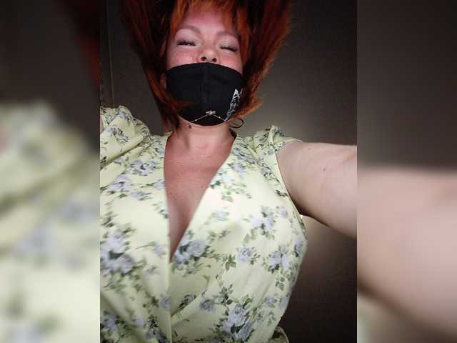 Vetka-konfetka0 live cam on BongaCams