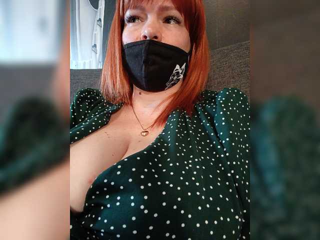 Vetka-konfetka0 live cam on BongaCams