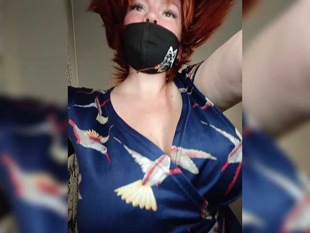 Vetka-konfetka0 live cam on BongaCams