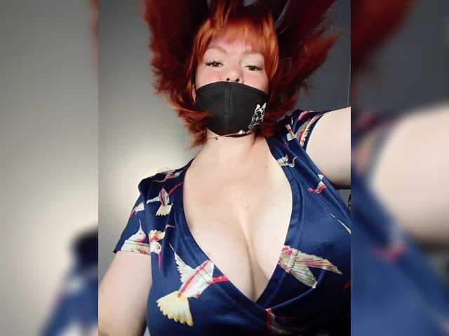 Vetka-konfetka0 live cam on BongaCams