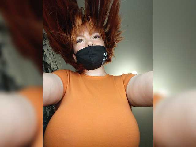 Vetka-konfetka0 live cam on BongaCams