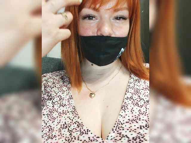 Este modelo está en vivo ahora. Vetka-konfetka0
