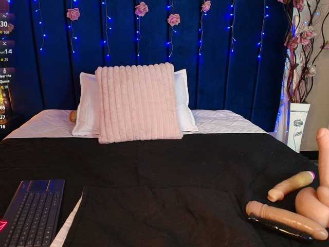 Sofia-boobs-- live cam on BongaCams