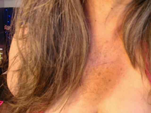 Sofia-boobs-- webcam