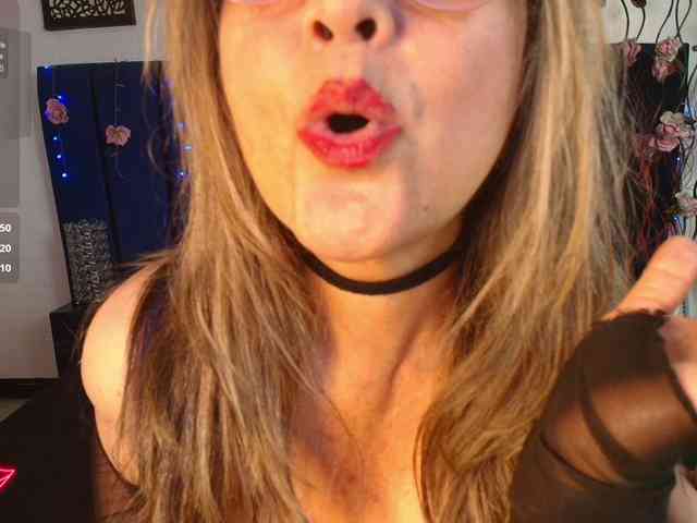 Sofia-boobs--