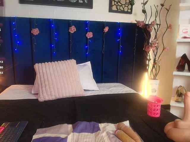 Modèle: Sofia-boobs--