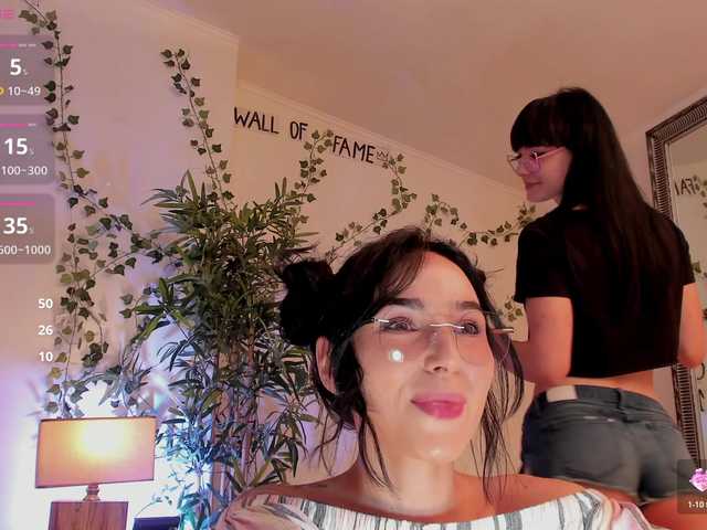 Moona-One live cam